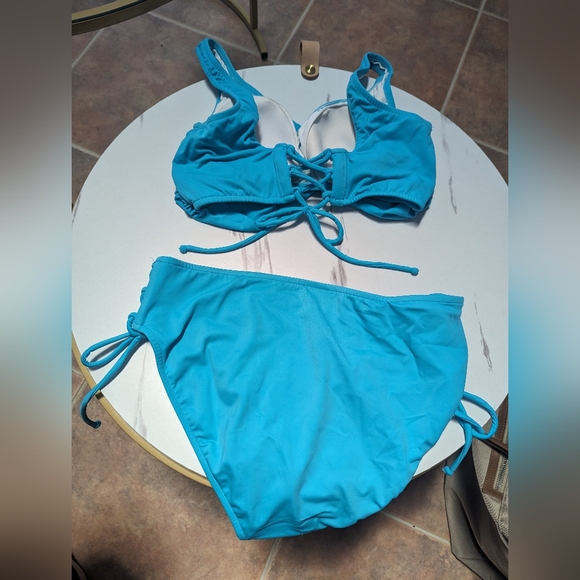 Venus Bikini - Picture 3 of 3